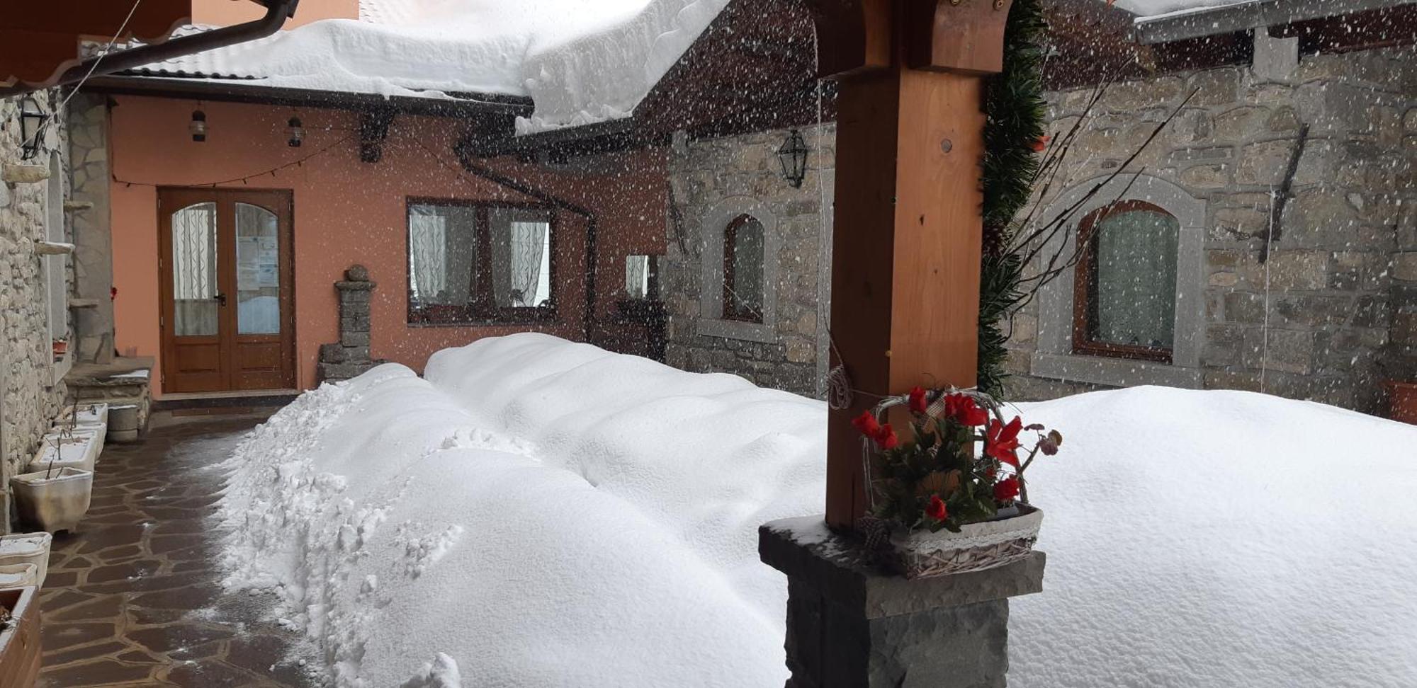Albergo Ristorante Guerri Pievepelago Eksteriør billede
